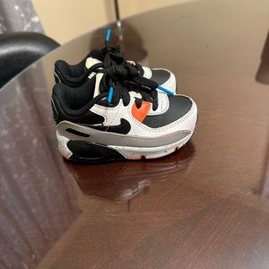 Toddler Nike Air Max (5c)